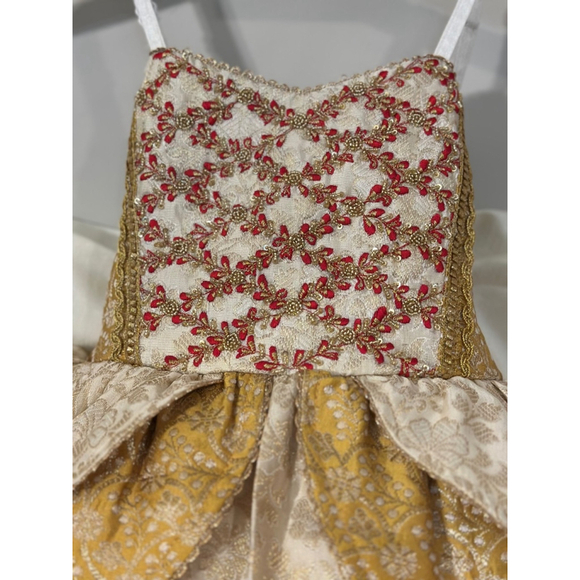 Girl’s Oh Shana Dress 4T Gold White - Picture 5 of 7